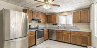 112 E Grove Street Gallery 2