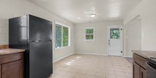 1121 Cooper Ave. - 201 Gallery 13
