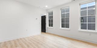 943 Washington Avenue Gallery 3