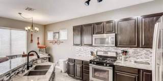 AWESOME 3 BEDROOM RENTAL DUAL LIVING SPACES LOCATED IN THE SW!!!! Gallery 7