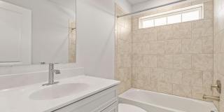 7550 JOHNNYCAKE Road Gallery 17
