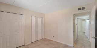 2-bedroom, 2-bathroom in Prime location! Gallery 13