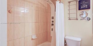 1750 N Bayshore Dr # 1711 (A11939562) Gallery 32