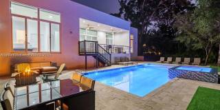 1759 SW 30th Pl Gallery 4