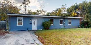 6926 CAMELOT Road Gallery 1