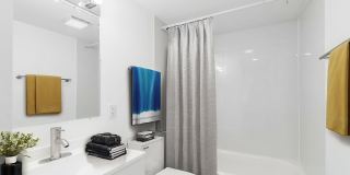 Spacious 1BR on The Near East Side Gallery 7