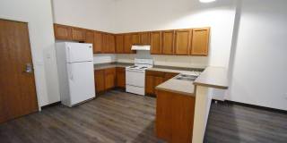 Straus Loft Apartments Gallery 8