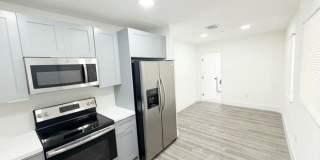 1135 NW 127th Street, North Miami, FL 33168 - 6522 Gallery 1