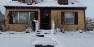 3 Bedroom 2 Bath house in Bettendorf Gallery 1