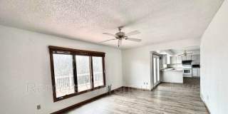 2048 Walnut Street Gallery 7