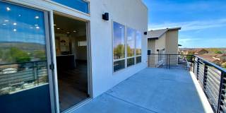 Close to Micron, 3 Bedroom 3 bath w/ a Million Dollar View! Gallery 29