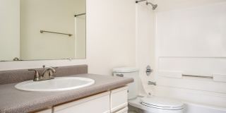 Glen Ridge Gallery 44