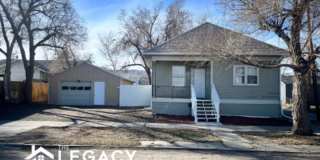 Centrally Located Living Gallery 1