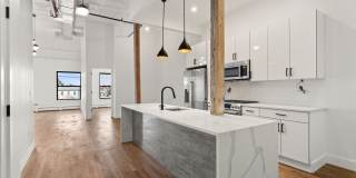 717 Manhattan Avenue 717 Manhattan Avenue Gallery 1