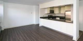 Algonquin Apartments Gallery 21