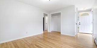12 Bryant Road Gallery 14