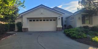 Sun City Lincoln Hills - Quiet courtyard with garden service  solar electric Gallery 1