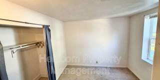 AVAILABLE AUGUST 1st   - 2 Bed 1 Bath Located In Superior WI w/ Bonus Space Gallery 8