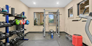 Palisades Gallery 24