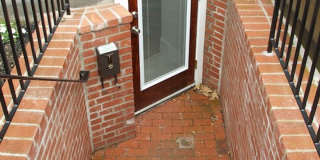 Charming 3 Bedroom- Gallery 8