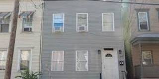 Spacious 4-bedroom house Gallery 1