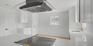 1411 W Gandy Street Gallery 5