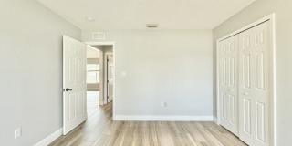 22148 Lockport Avenue Gallery 43