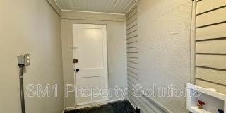 702 Silver Avenue - A Gallery 8