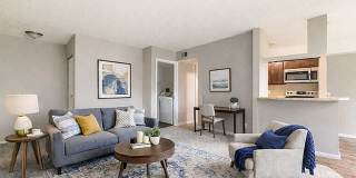 Runaway Bay Apartments Gallery 5