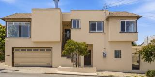Updated Portola Single-Family Home w/ 2-Car Garage & Backyard Gallery 3