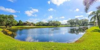 2/2 BEAUTIFUL COACH HOME ** SPANISH WELLS GOLF AND COUNTRY CLUB COMMUNITY  ** COMMUNITY POOLS ** Gallery 58