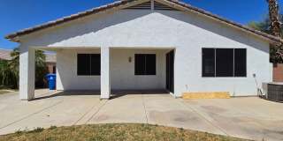 Clean and Cozy home in desirable area! Gallery 28