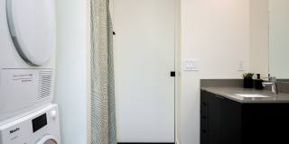 Jute Gallery 23