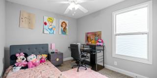 3 Bedroom 3 Bath Home with Bonus Room For Rent! Gallery 21