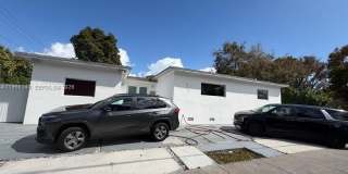 311 SW 44th Ave Gallery 1