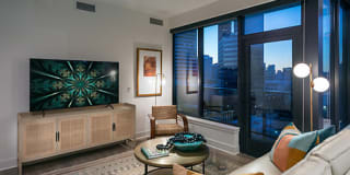 Stanza Little Italy Gallery 36