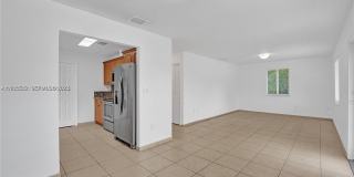 2747 SW 17th St Gallery 5