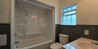 Move-In Ready Kettering Home Gallery 18