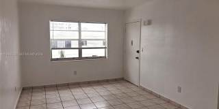 7860 Harding Ave Gallery 10