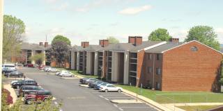 Large first floor condo for rent! 1034-3 Blue Ridge Dr. Gallery 22