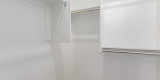 21283 W EDGEMONT Avenue Gallery 30