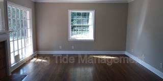 229 Pinewood Ave Gallery 3