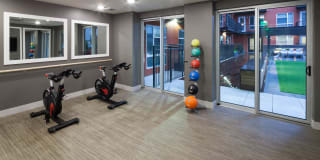 Radius Uptown Apartments Gallery 24