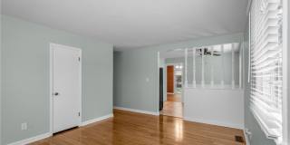 552 S 22nd Avenue Gallery 10