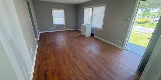 525 S Everett. Gallery 3
