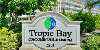 911 Gardenia Drive E Gallery 30