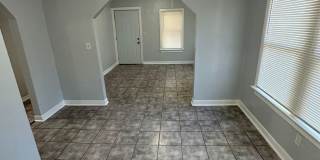 Fully Renovated 2/1 Single Family House Available for Immediate Rent! Gallery 7