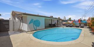 Scottsdale Oasis Ready for July move-in! Gallery 39