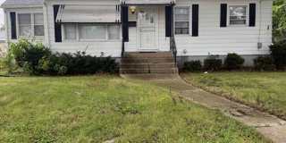 Must-See Rental! Move-in ready 4 BR / 2 BA Gallery 1