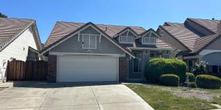 Beautiful 3 Bedroom, 2 Bath Brentwood Home Gallery 1